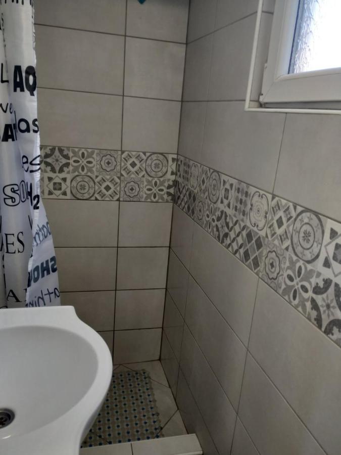 Studio Kaca Cetynia Zewnętrze zdjęcie