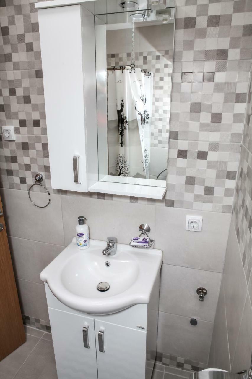 Studio Kaca Cetynia Zewnętrze zdjęcie